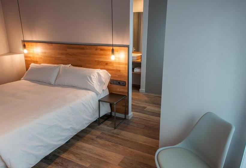 חדר סופריור לשלושה, Et De Sant Joan