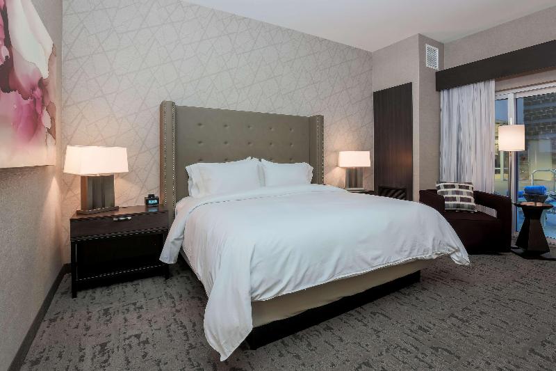 Deluxe room with river view, Lantana Riverside Hoi An Boutique Hotel & Spa