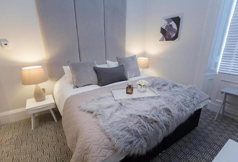 Номер Deluxe, The Lane