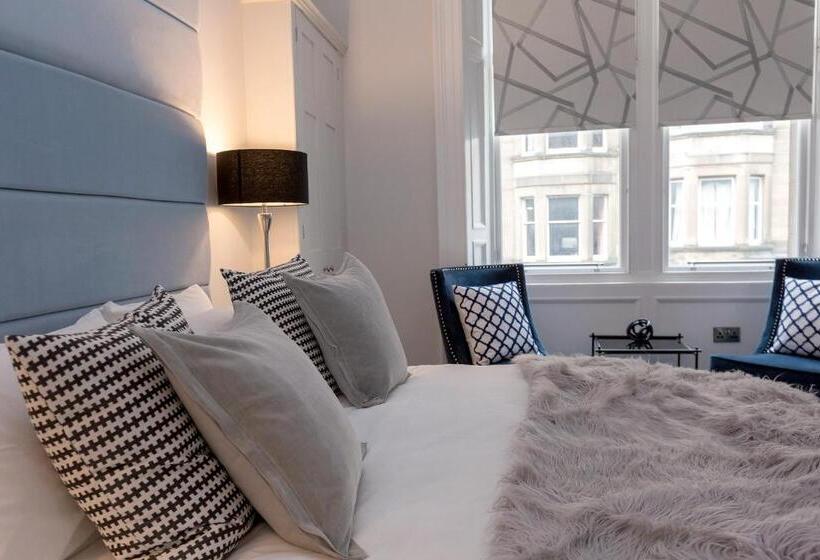 Номер Superior, The Lane