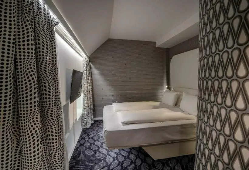 اتاق عادی, Magic Hotel Korskirken