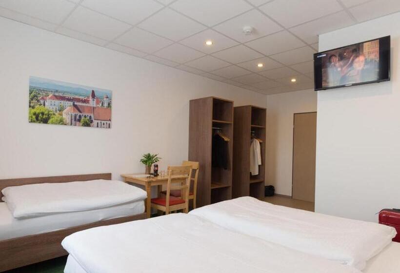 غرفة قياسية ثلاثية, Winbudget Bed&breakfast