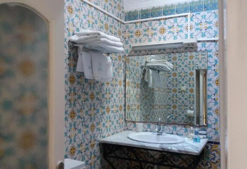 اتاق استاندارد, Bou Fares