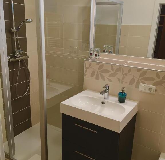 스탠다드 전망 룸, Apfelwirt