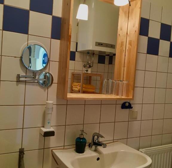 침실 1개 발코니 아파트, Apfelwirt