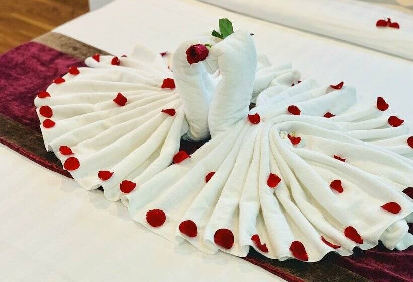 اتاق لوکس, Ckc Thien Duong