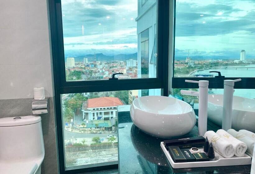 اتاق لوکس, Ckc Thien Duong