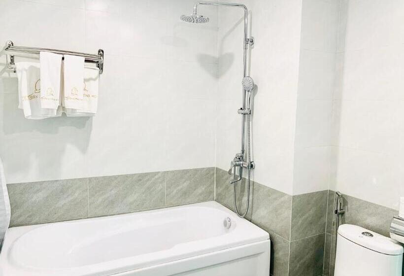 اتاق لوکس, Ckc Thien Duong