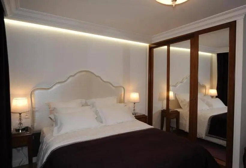 Superior-huone, Hôtel Victor Hugo
