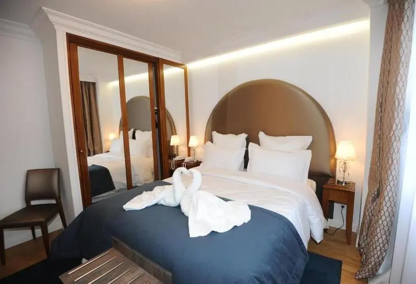 Superior-huone, Hôtel Victor Hugo