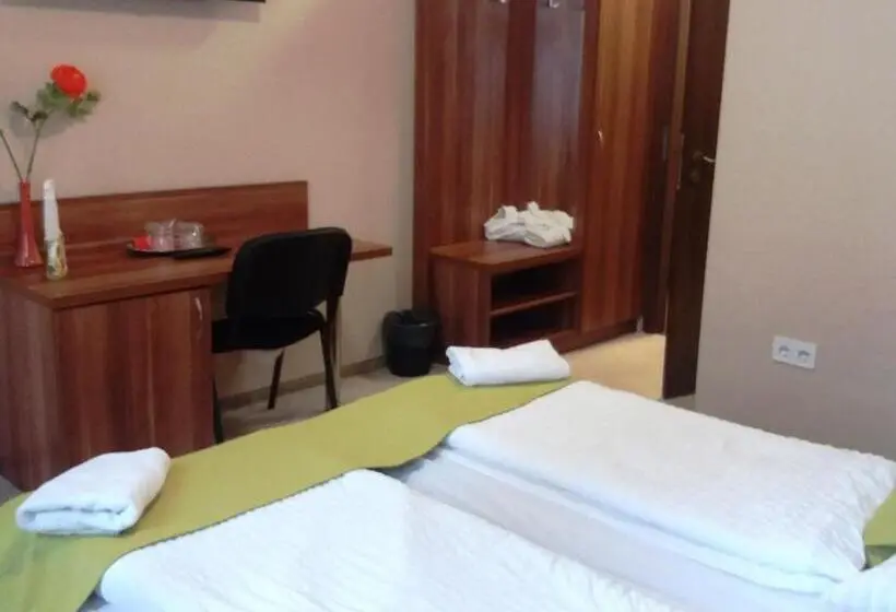 スタンダードルーム, Oázis Wellness Panzio