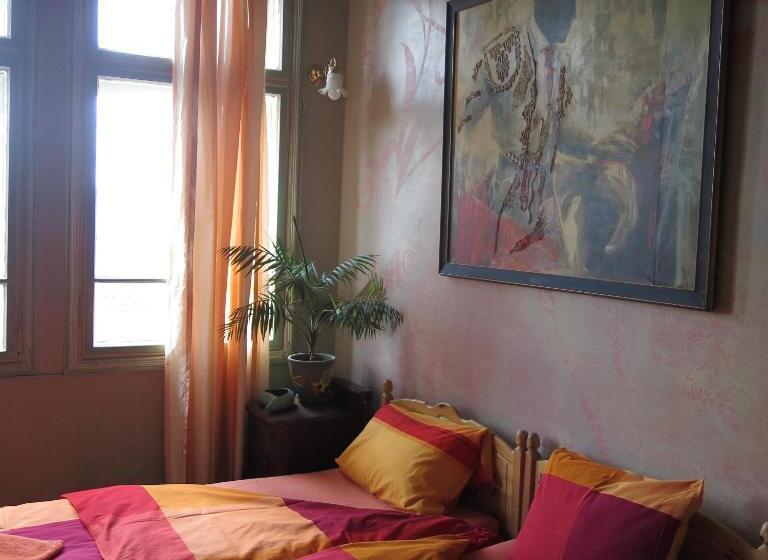 バス共有のスタンダードルーム, Rooster Hostel