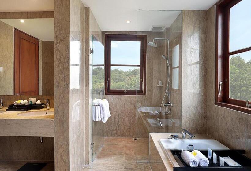 スイート（家族用）, Royal Tulip Springhill Resort Jimbaran