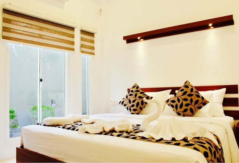 غرفة ديلوكس, 8plus Motels