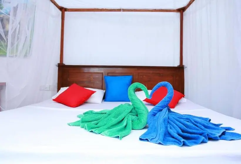 اتاق لوکس با بالکن, Sajana Ocean Hill