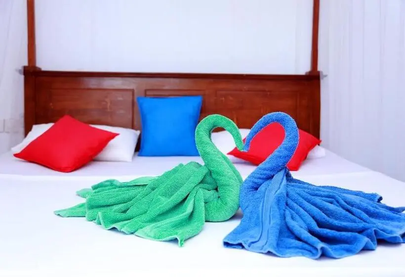 اتاق لوکس با بالکن, Sajana Ocean Hill