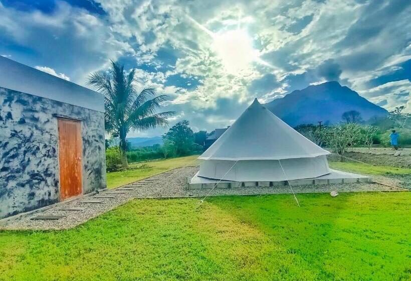 Standard Tent, The Wes Village, Incl Free Breakfast & 100 Thb Food Gift