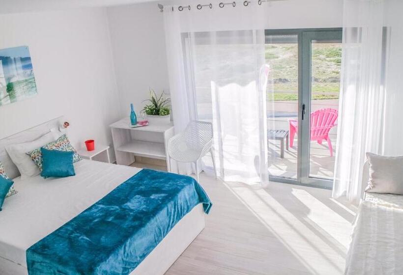 스탠다드 트리플 룸 테라스, Gabana Baleal Beach