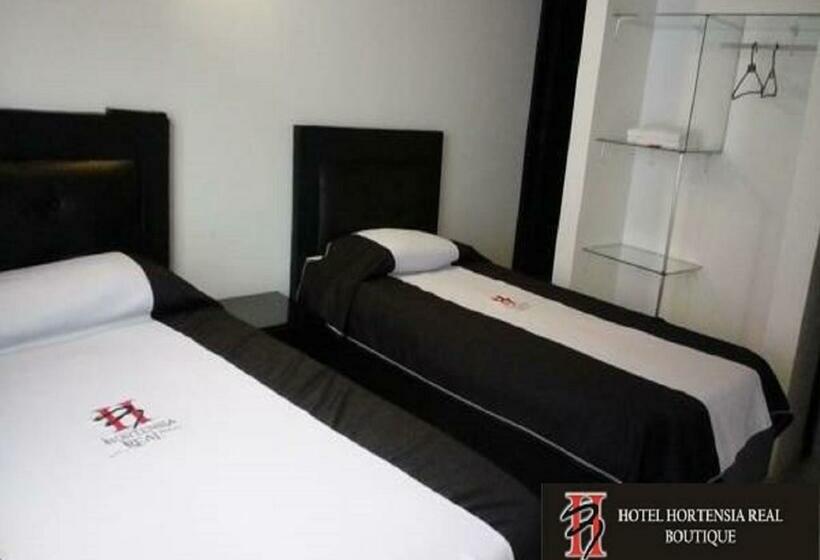 スタンダードトリプルルーム, Hortensia Real