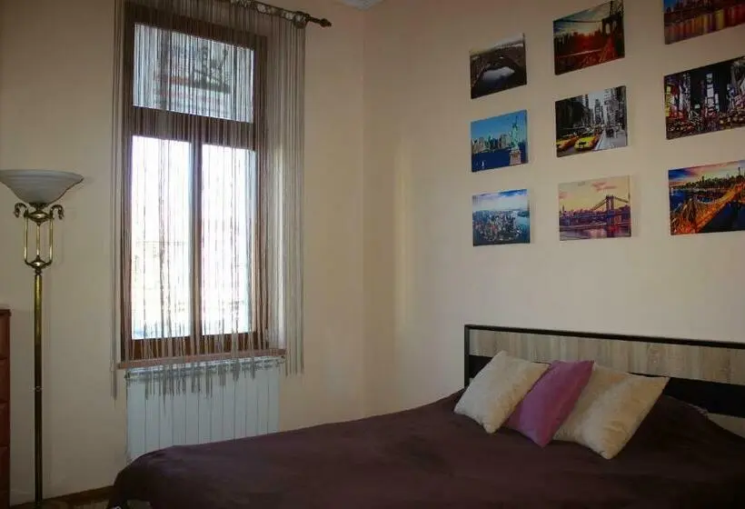 اتاق استاندارد, New York Hostel