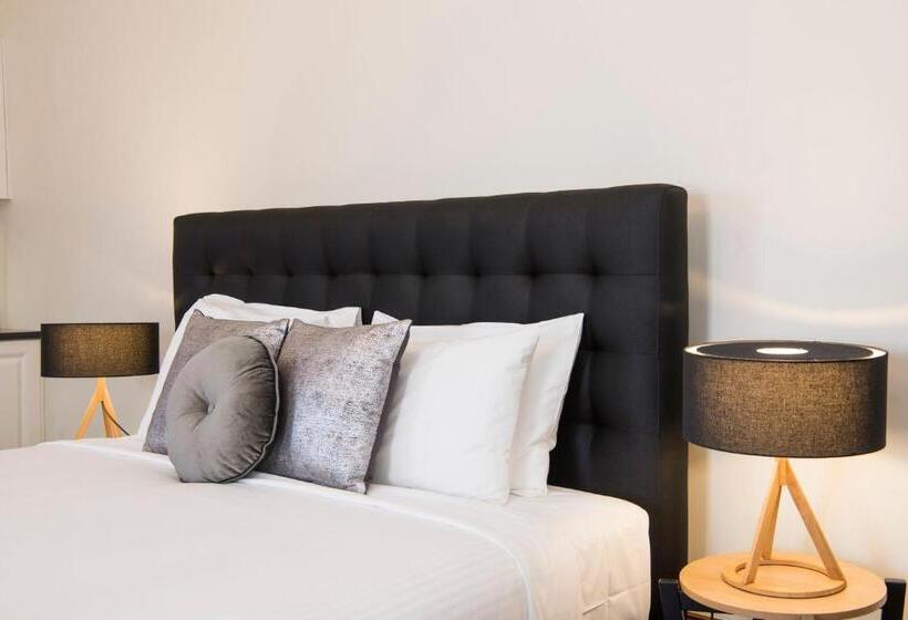 מיטת קינג בסוויטה, The Parkview Hotel Mudgee