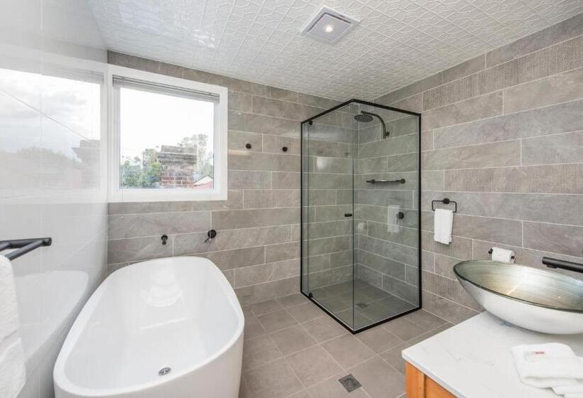 דירת חדר, The Parkview Hotel Mudgee