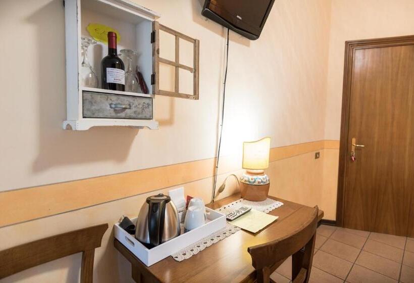 اتاق استاندارد, La Piaggia