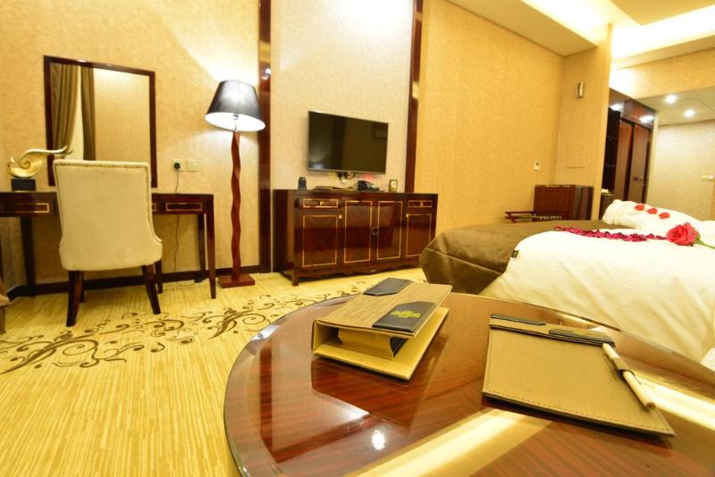 豪华房间, Holiday Khaleej