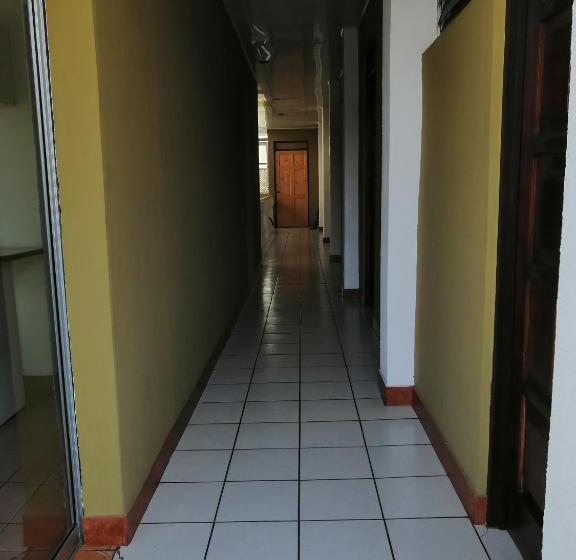 חדר סטנדרט, Malinche