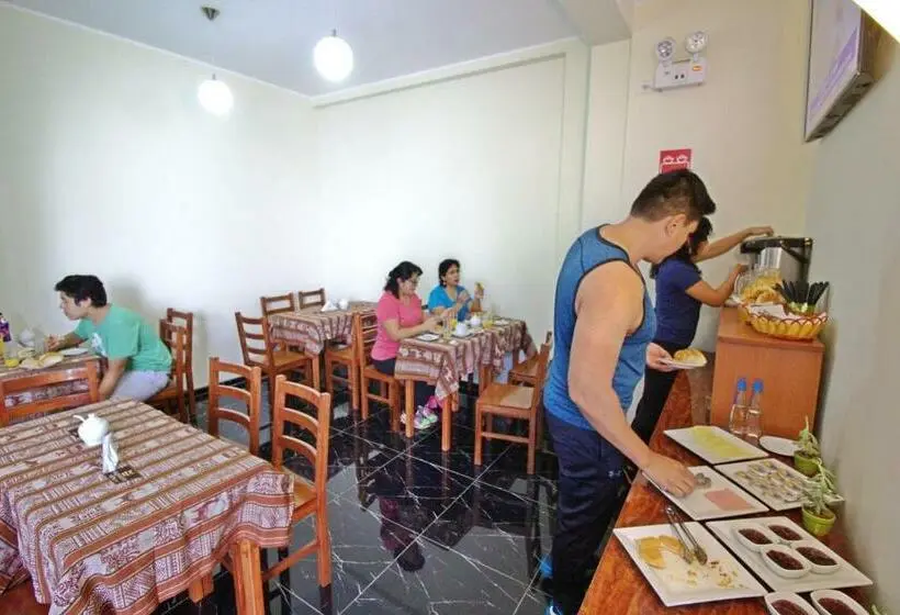 اتاق استاندارد یک نفره, Munayki