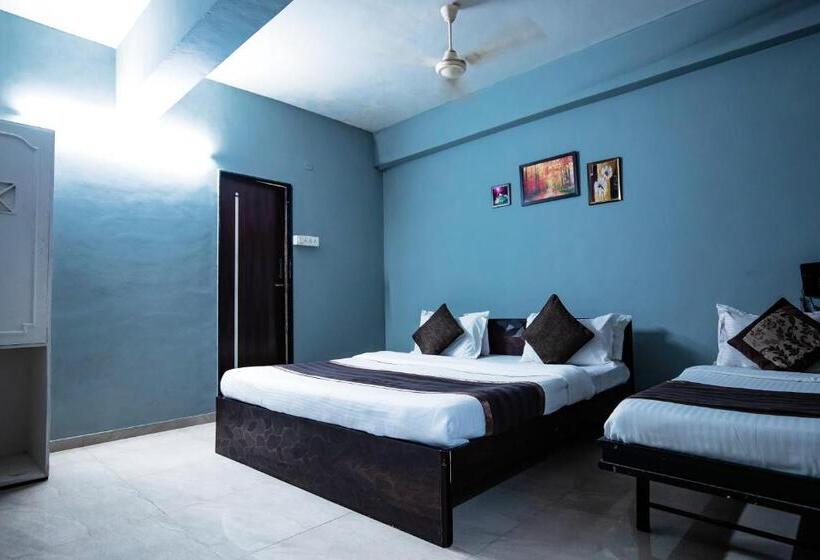 家庭间, Nova Hotel Star Palace