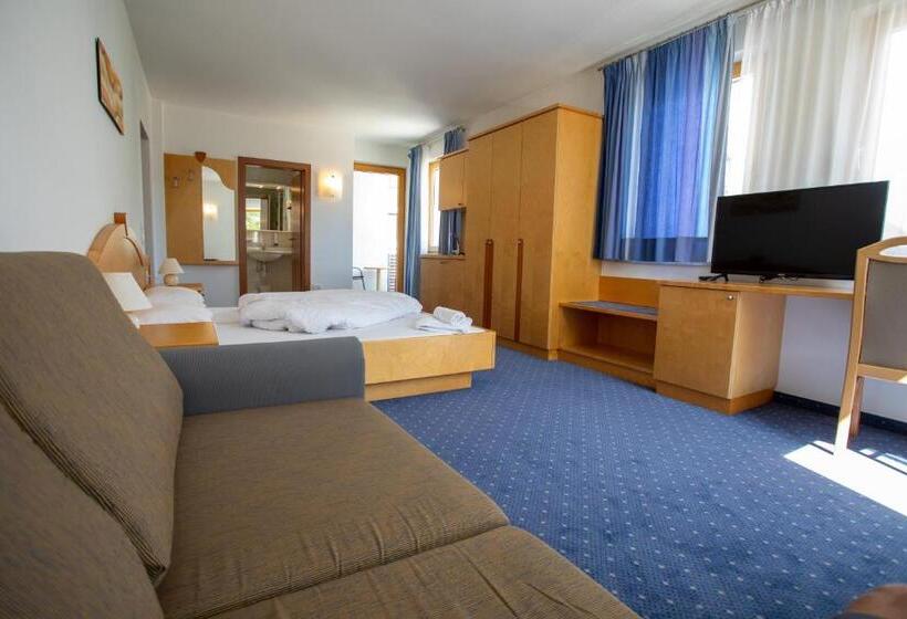 Deluxe-huone Parveke, Bad Kochenmoos