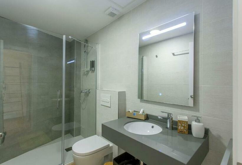 اتاق استاندارد چهار تخته, City Garden Bed And Breakfast