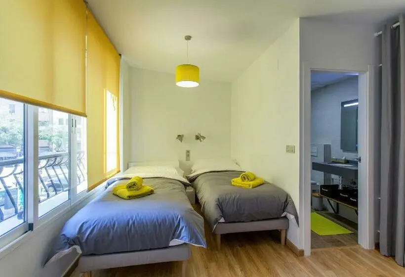 اتاق استاندارد چهار تخته, City Garden Bed And Breakfast