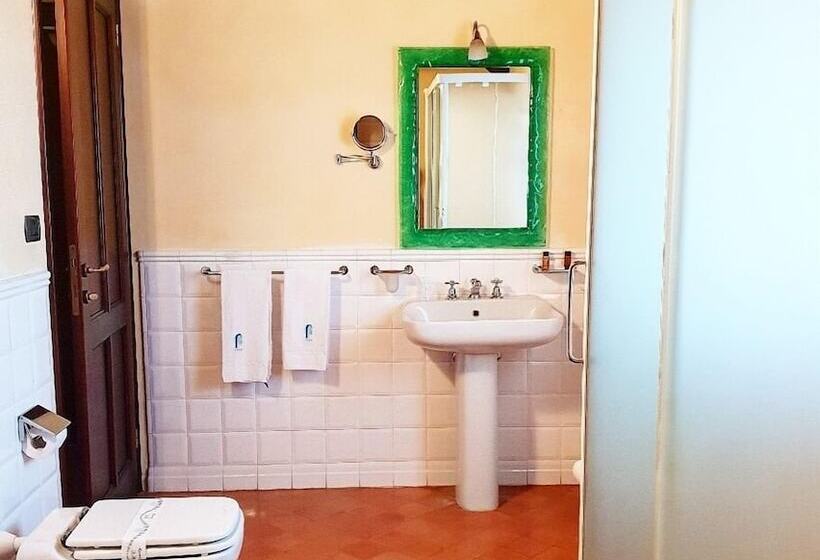 סוויטה, La Cantina