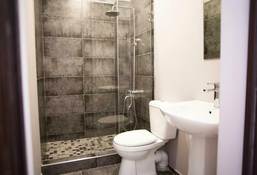 اتاق سوپریور یک تخته, Tourasia