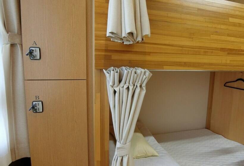 Четырехместный Номер Economy, Shimonoseki Hinoyama Youth Hostel Kaikyonokaze