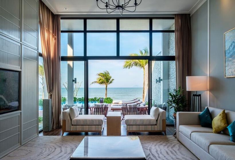 ویلای 3 خوابه, Renaissance Hoi An Resort & Spa