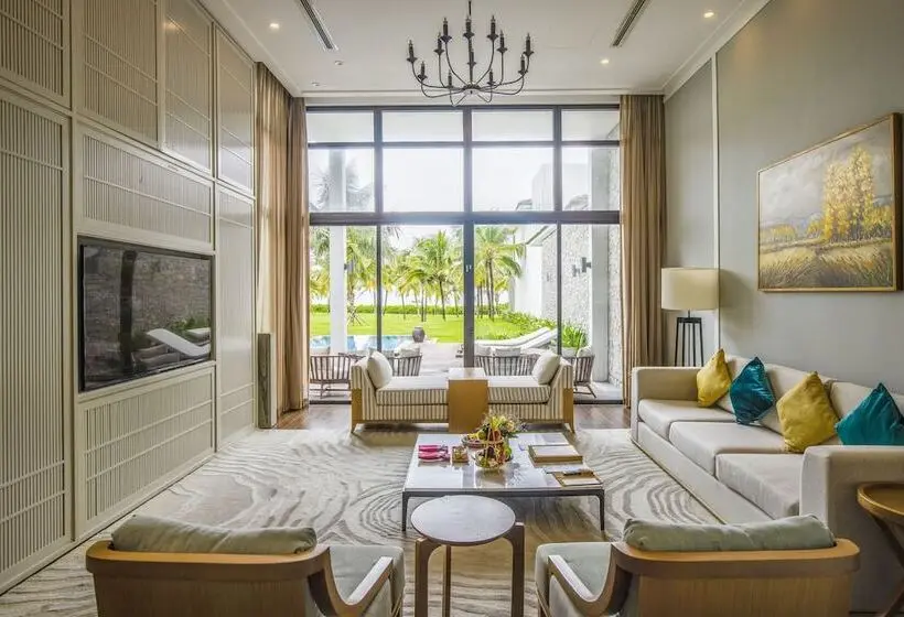 ویلای 3 خوابه, Renaissance Hoi An Resort & Spa