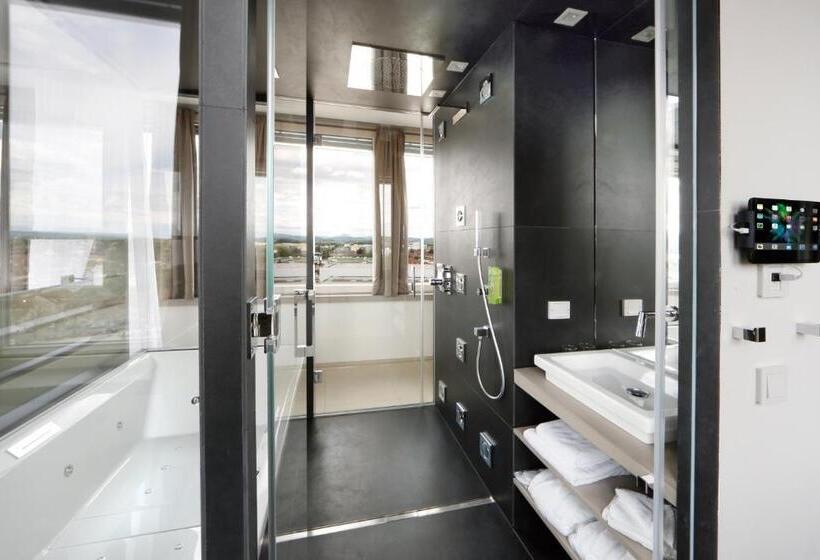 Люкс, Aquaturm Hotel & Energie