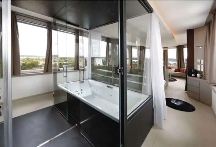 Sviitti, Aquaturm Hotel & Energie