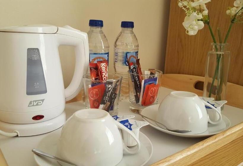 Номер Стандарт Трехместный, Kathleen House