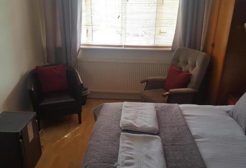 Номер Стандарт, Kathleen House