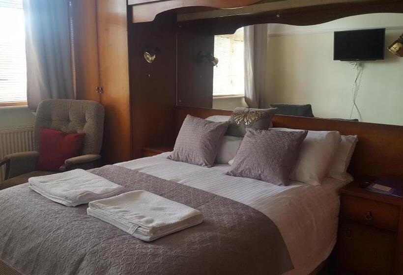 Номер Стандарт, Kathleen House