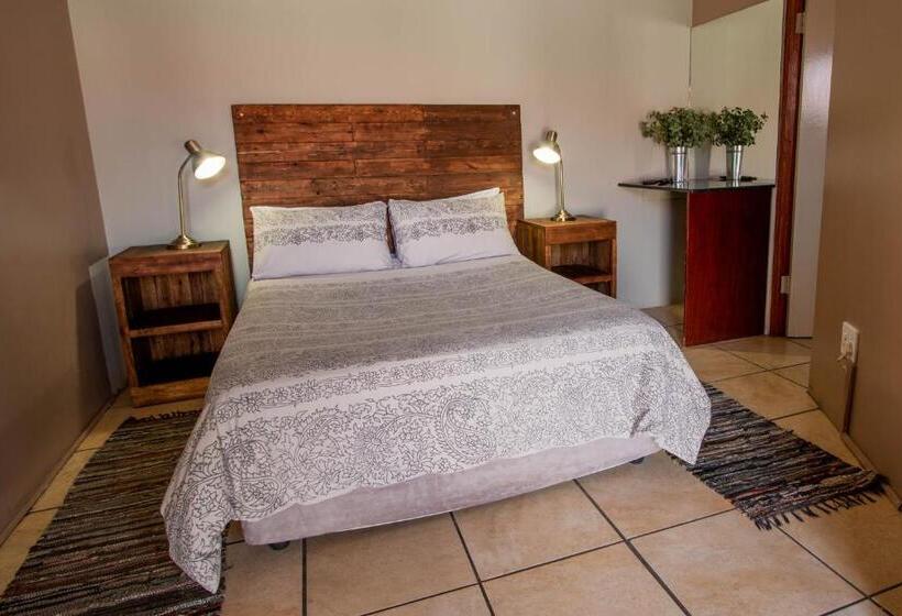 اتاق استاندارد, Tambati Overnight And Conference Center