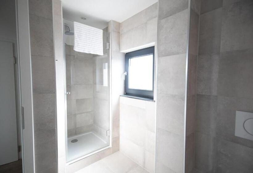 Люкс, Apex Nürburg