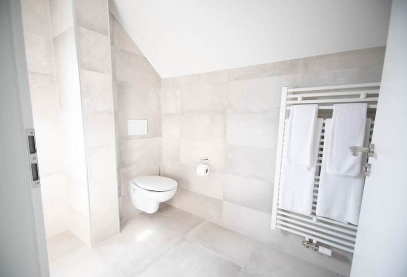 Люкс, Apex Nürburg