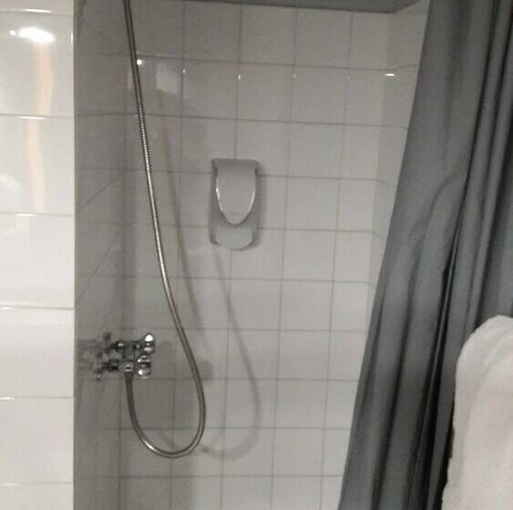 חדר סטנדרט, Chez Nous