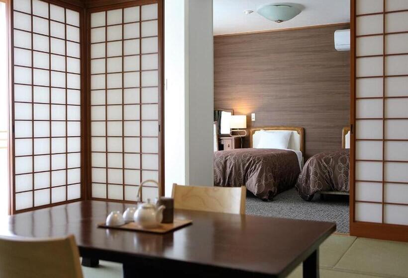 חדר משפחתי דלוקס, Okutsu Onsen Komeya Club