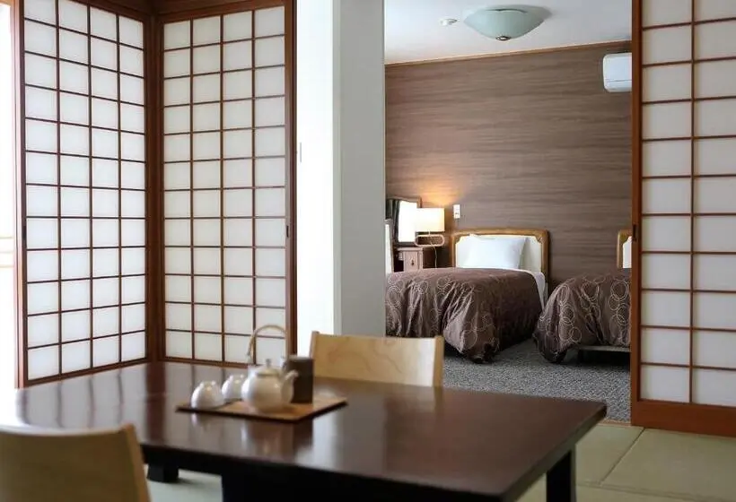 Deluxe-perhehuone, Okutsu Onsen Komeya Club